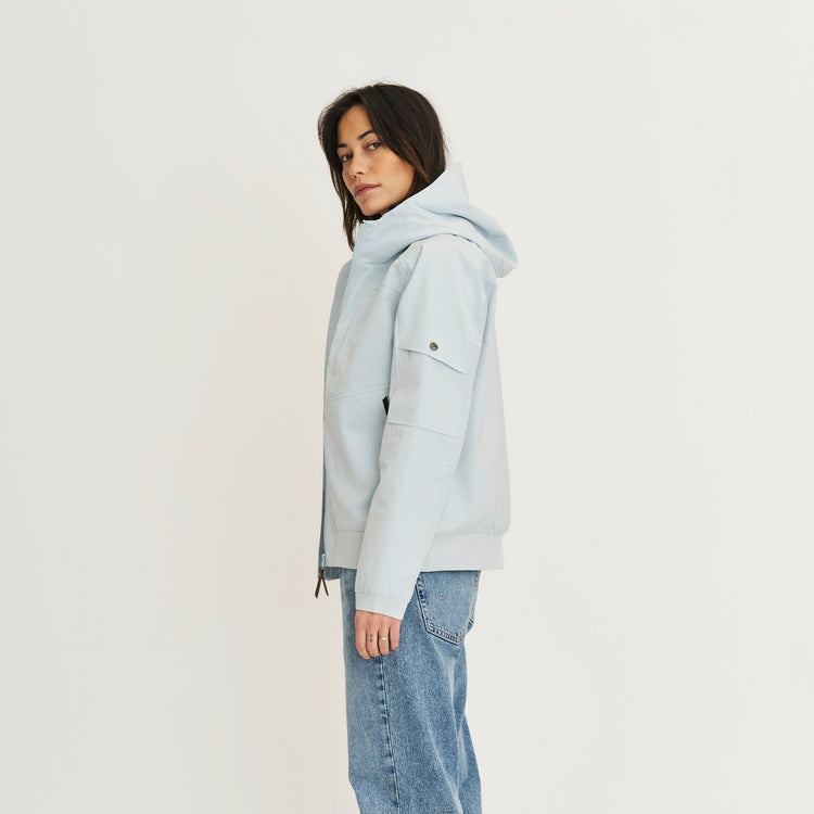 Halle Light blue MV2