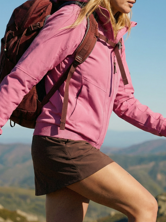 The Travelin’ Softshell Guide: What is softshell and why is it perfect for outdoor jackets?