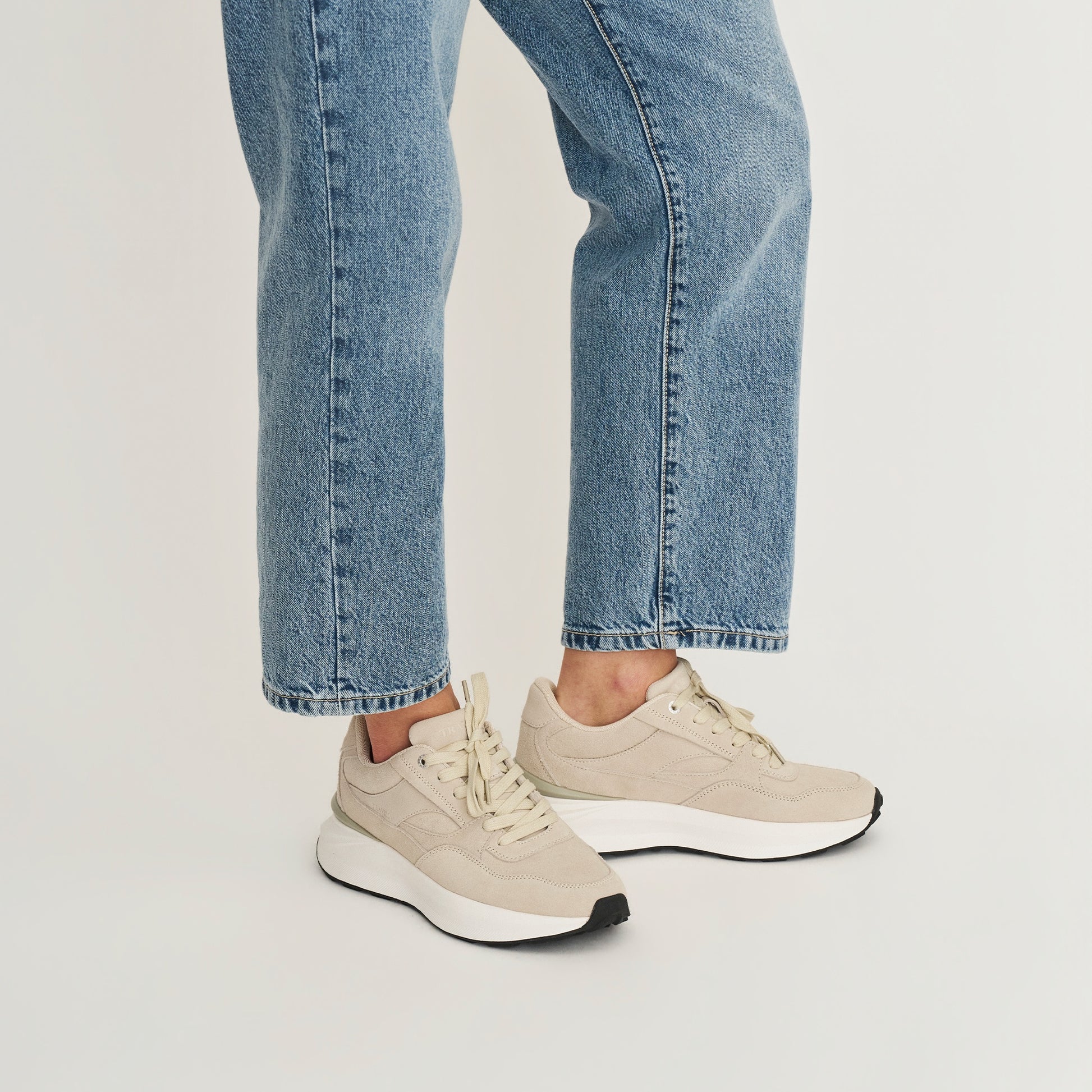 Ripley Women - Sneakers - Suede - Sand MV