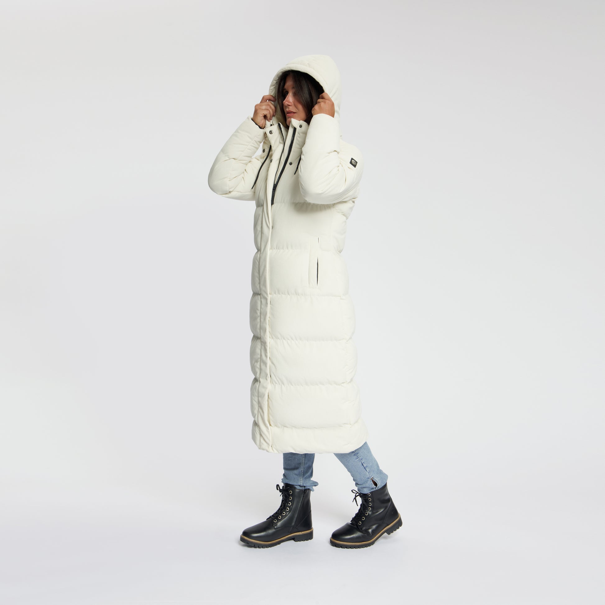 Unni Off white MV2